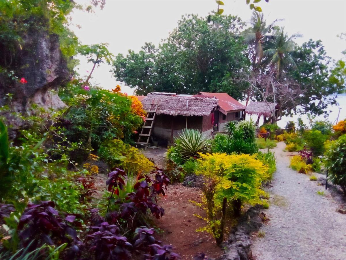 Vatupau Beachfront Bungalows Port Vila Exterior foto